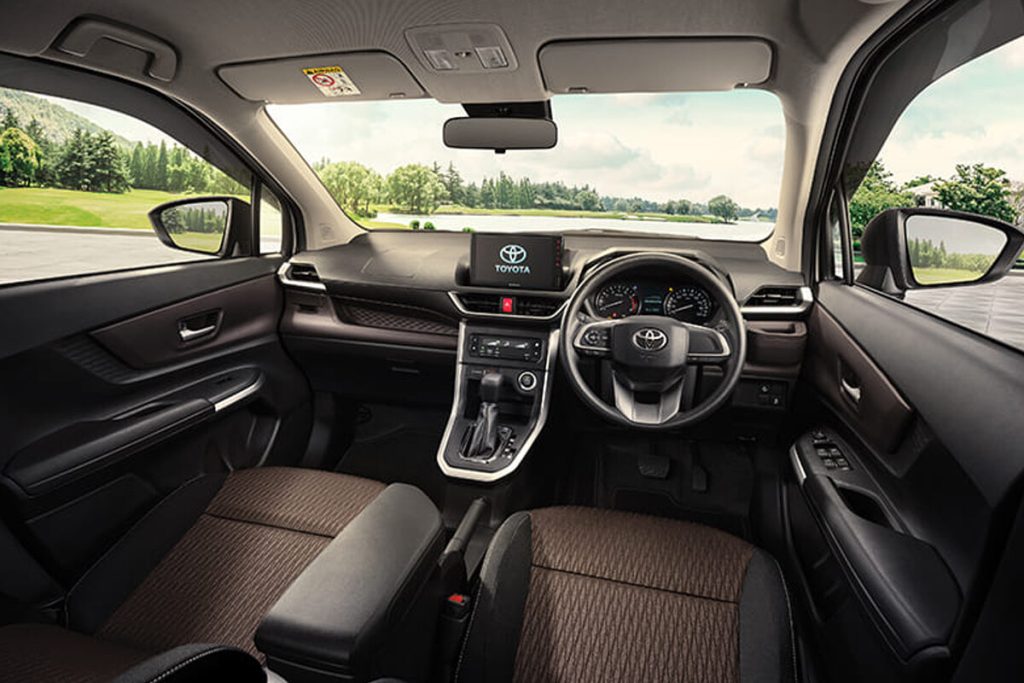 Toyota avanza 2023 03 1024x683 1