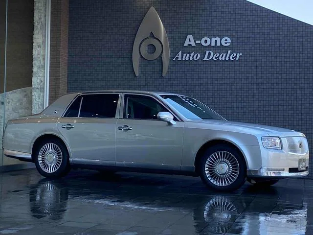 مميزات الجيل الجديد من سيارة تويوتا سينشري 2022