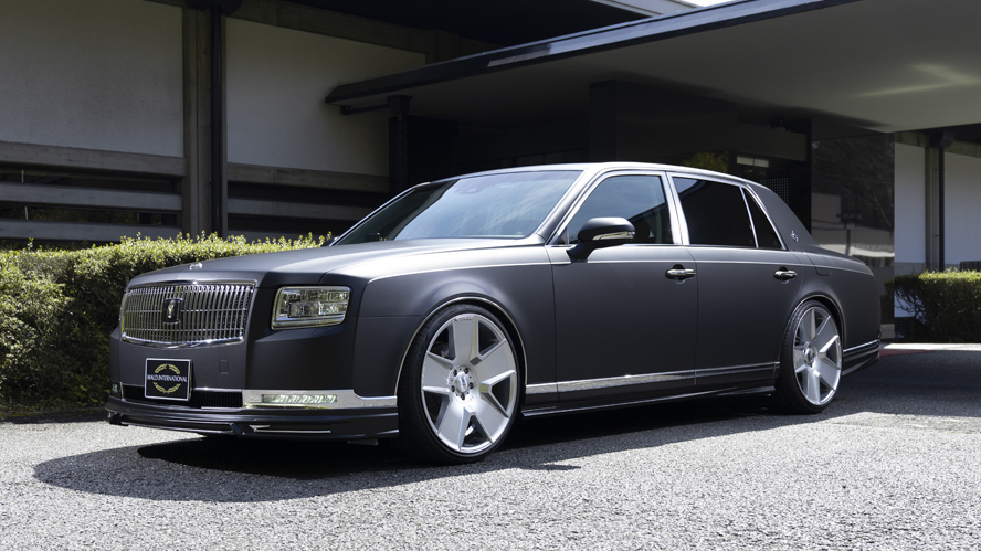 أنظمة الترفيه والتسلية في Toyota Century 2022